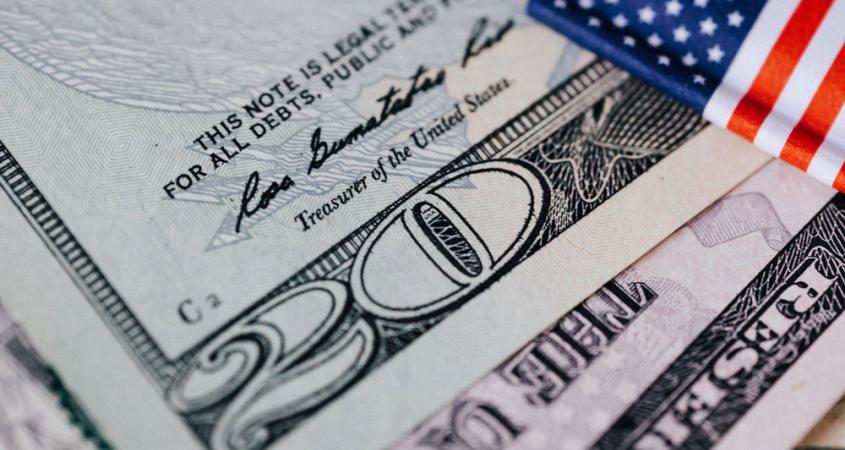 الدولار الأميركي في أعلى مستوى خلال 6 أشهر